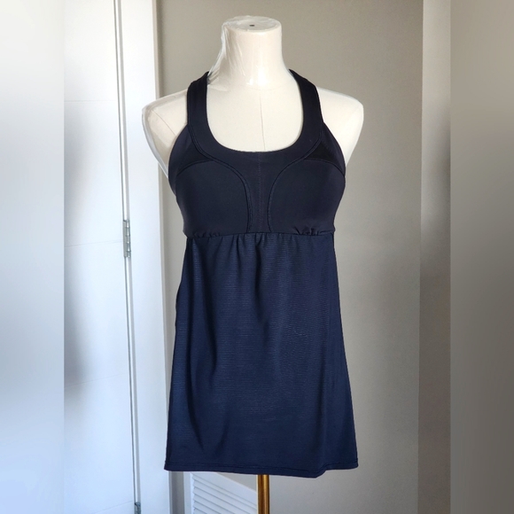 Lululemon 2-In-Run Tank in Black - Picture 9 of 13